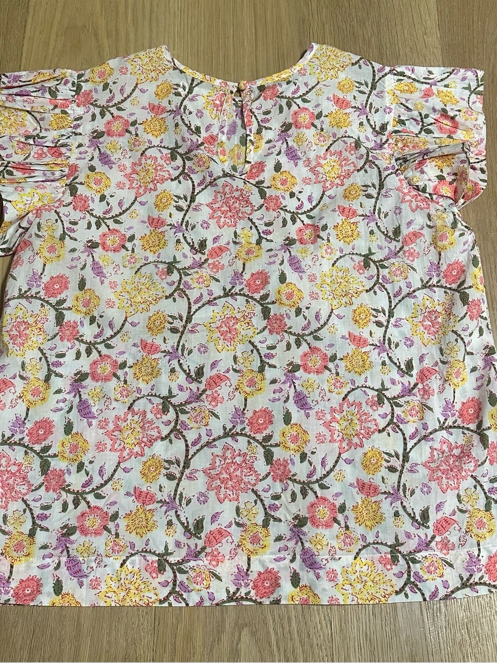 THML Floral Ruffle Cap Sleeve Top - Picture 5 of 8